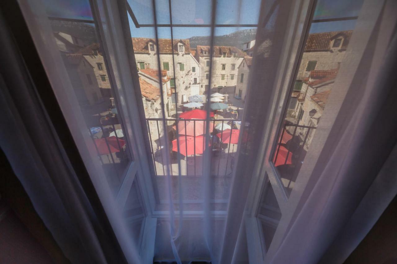 Central Apartment Castle Cippico Kastela Exterior photo